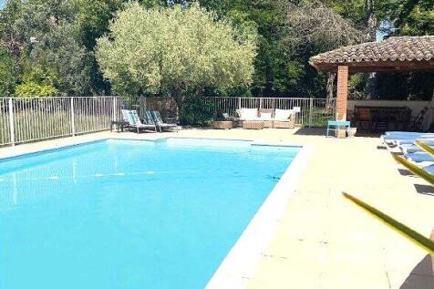 Property Image 8