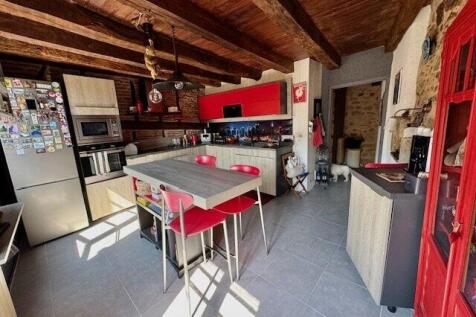 Property Image 4