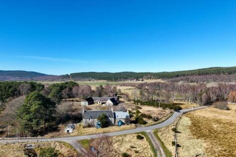house and steading - Copy.jpg