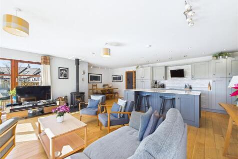 Kitchen / Dining / Family Room