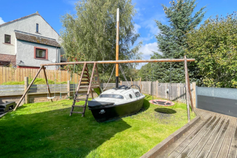 PLAY AREA