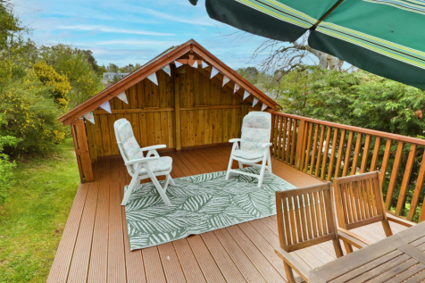 Dunmhor House Decking-1(1).png