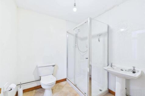 Annex Shower Room