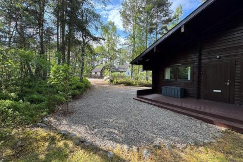 Driveway &amp; Parking