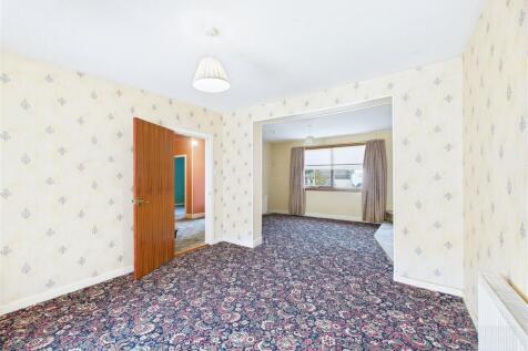 Family Room &amp; Sitting Room