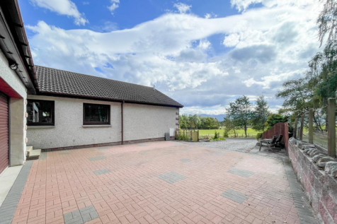 Driveway, Parking &amp; Garage