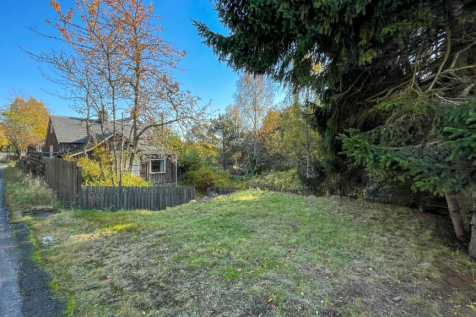 Driveway &amp; Parking