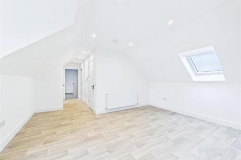 Sitting Room / Kitchen / Dining Area