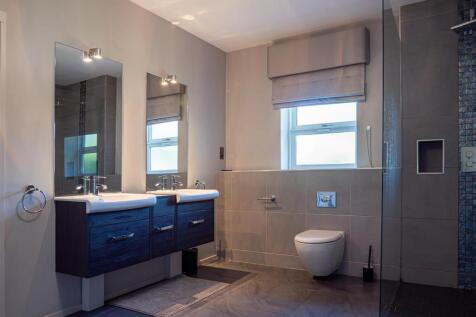 Primary - ensuite