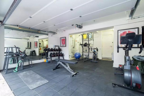 Garage-gym
