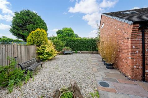 Wrap around gardens