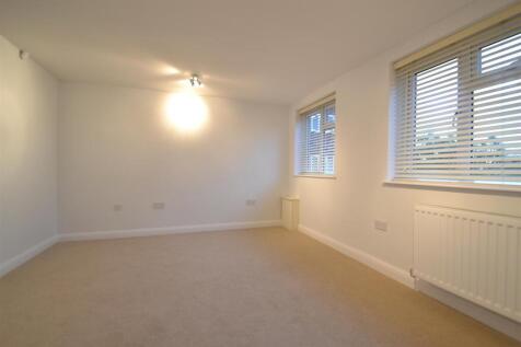 carpenters bedoom.jpg