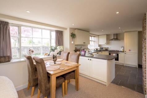 Open plan living kitchen
