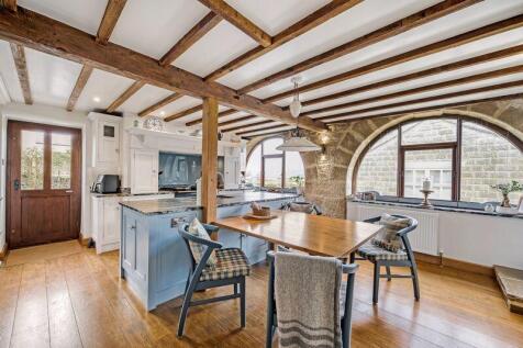 Open plan breakfast kitchen