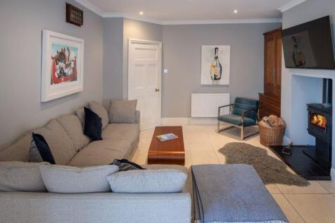 Open plan living kitchen/family room