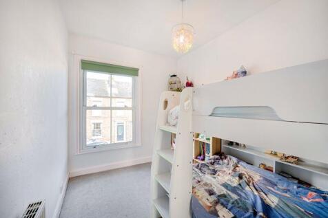 Further bedroom