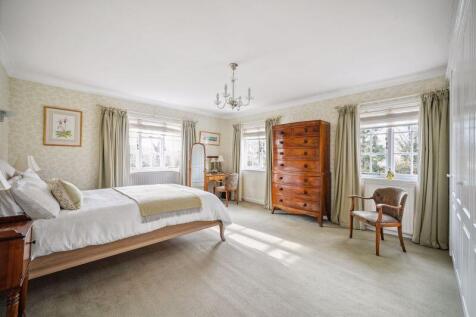 Principal bedroom