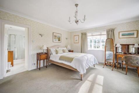 Principal bedroom