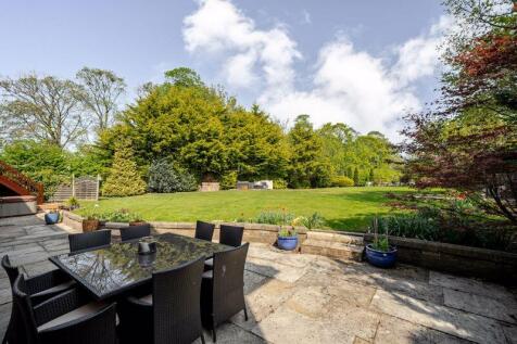 Terrace and gardens