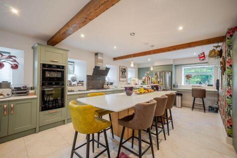Open plan living kitchen