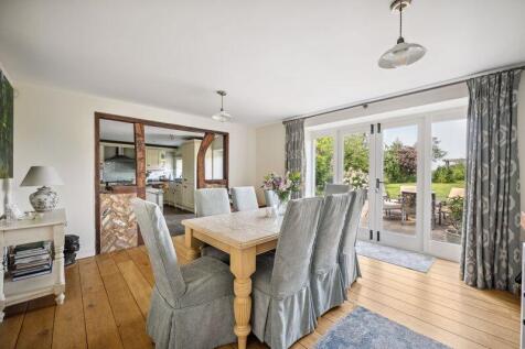 Open plan dining kitchen