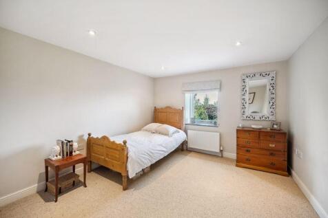 Further bedroom