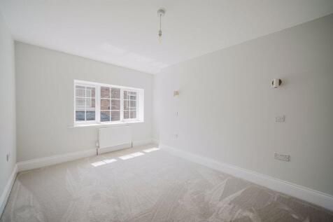 Further bedroom