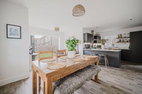 Open plan living kitchen 