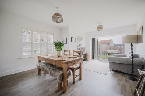 Open plan living kitchen 
