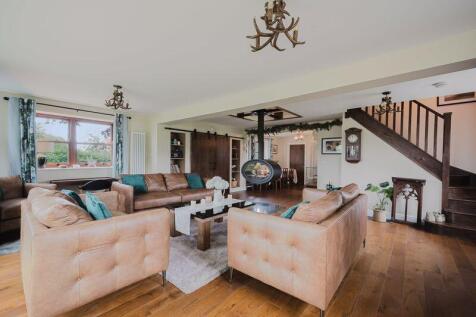 Open plan sitting room