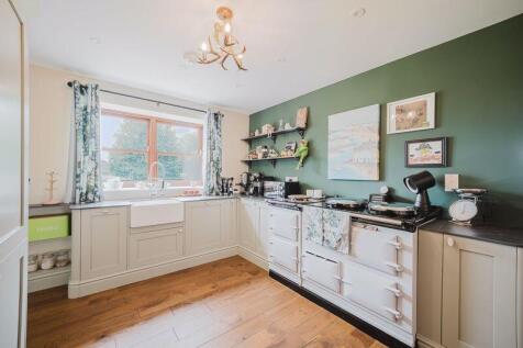 Open plan dining kitchen