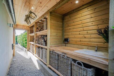Covered walkway with storage 