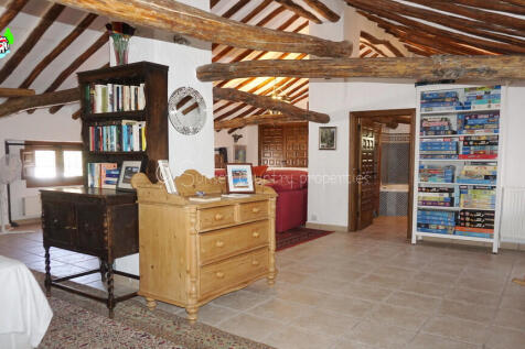 Property Image 29
