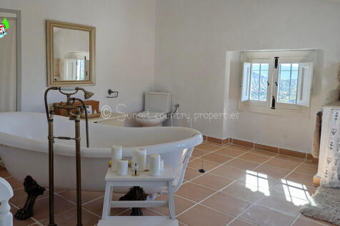 Property Image 39