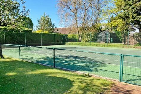 Tennis court