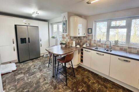 Kitchen (1)