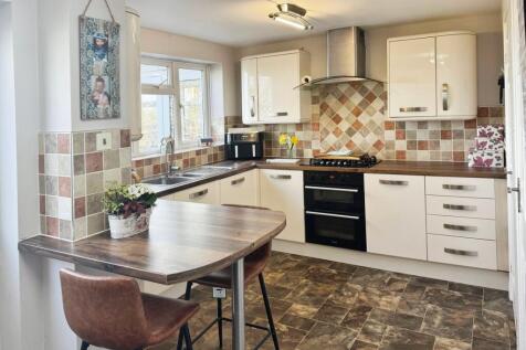 Kitchen (2)