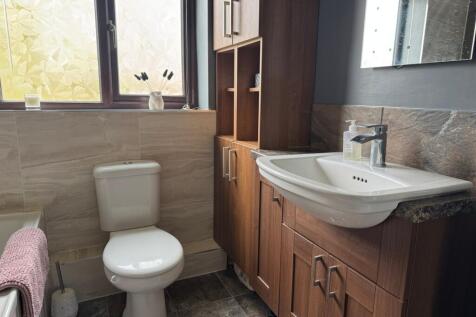 Bathroom (2)