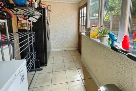 Verandah/Utility Room