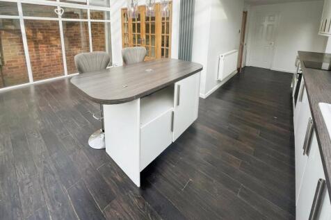 Open Plan Kitchen/Dining Room
