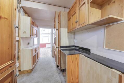 Further Kitchen