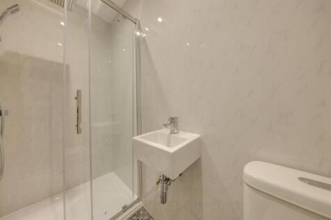 En Suite Shower