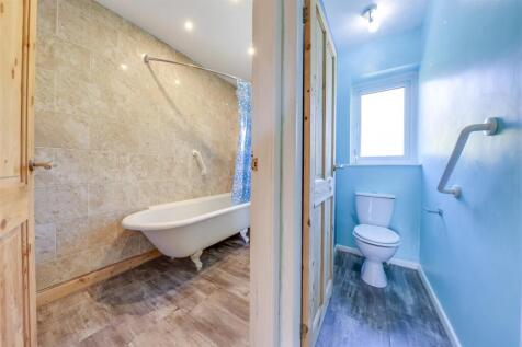Bathroom / WC