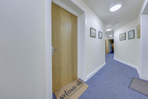 2nd Floor Landing