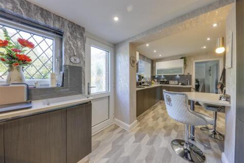 Kitchen Alt
