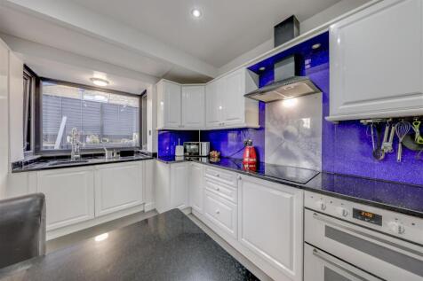 Breakfast Kitchen Alt 2