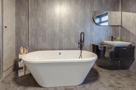 Feature Bath