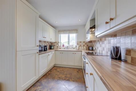Kitchen Alt