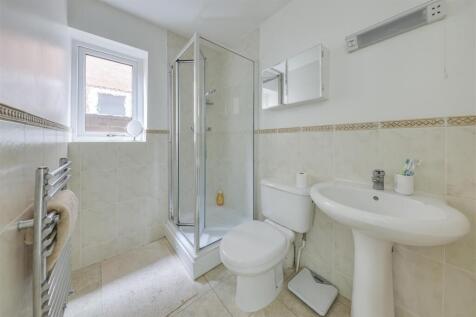 En Suite Shower