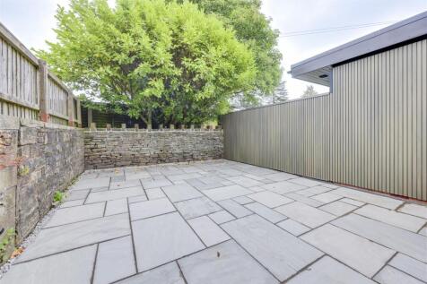 Rear Patio Garden